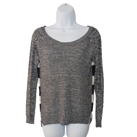 T/0 Stripe Knit Sweater Size Medium Gray and White - Picture 2 of 6